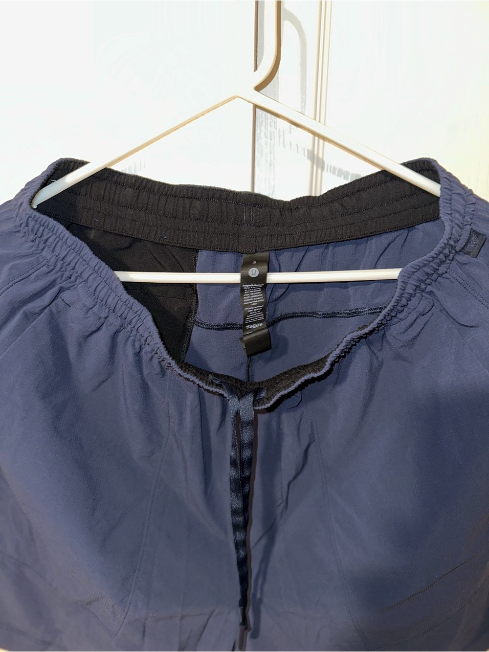 lululemon athletica Men’s Navy Blue Hybrid Shorts